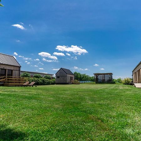 Horse Glamping Park 호텔 Cirkovce 외부 사진