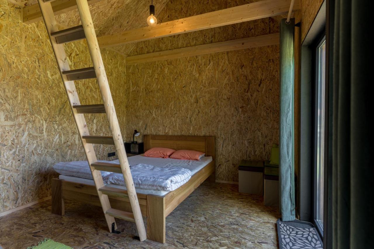 Horse Glamping Park 호텔 Cirkovce 외부 사진