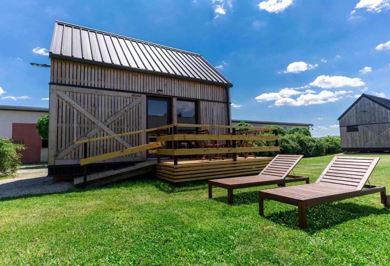 Horse Glamping Park 호텔 Cirkovce 외부 사진